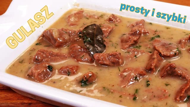 Jak przyprawić wołowinę na gulasz, by zachwycić smakiem i aromatem Jak przyprawić wołowinę na gulasz, by zachwycić smakiem i aromatem