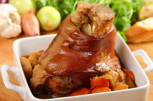 Najlepsze sposoby na golonkę na obiad - przepisy, które zachwycą Najlepsze sposoby na golonkę na obiad - przepisy, które zachwycą