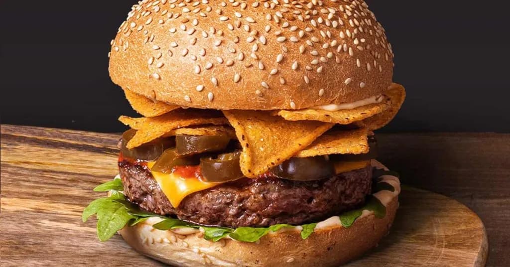 Czym się różni burger od hamburgera? Odkryj zaskakujące różnice Czym się różni burger od hamburgera? Odkryj zaskakujące różnice